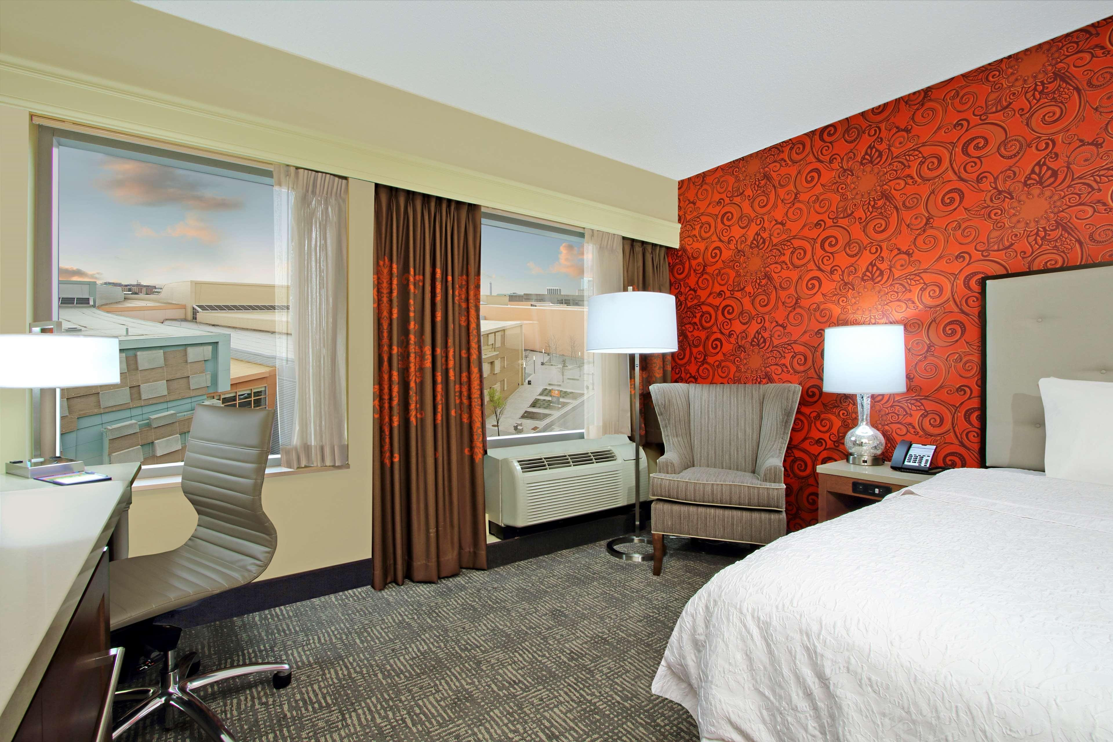 Hampton Inn & Suites Columbus-Downtown, Ohio Exteriör bild