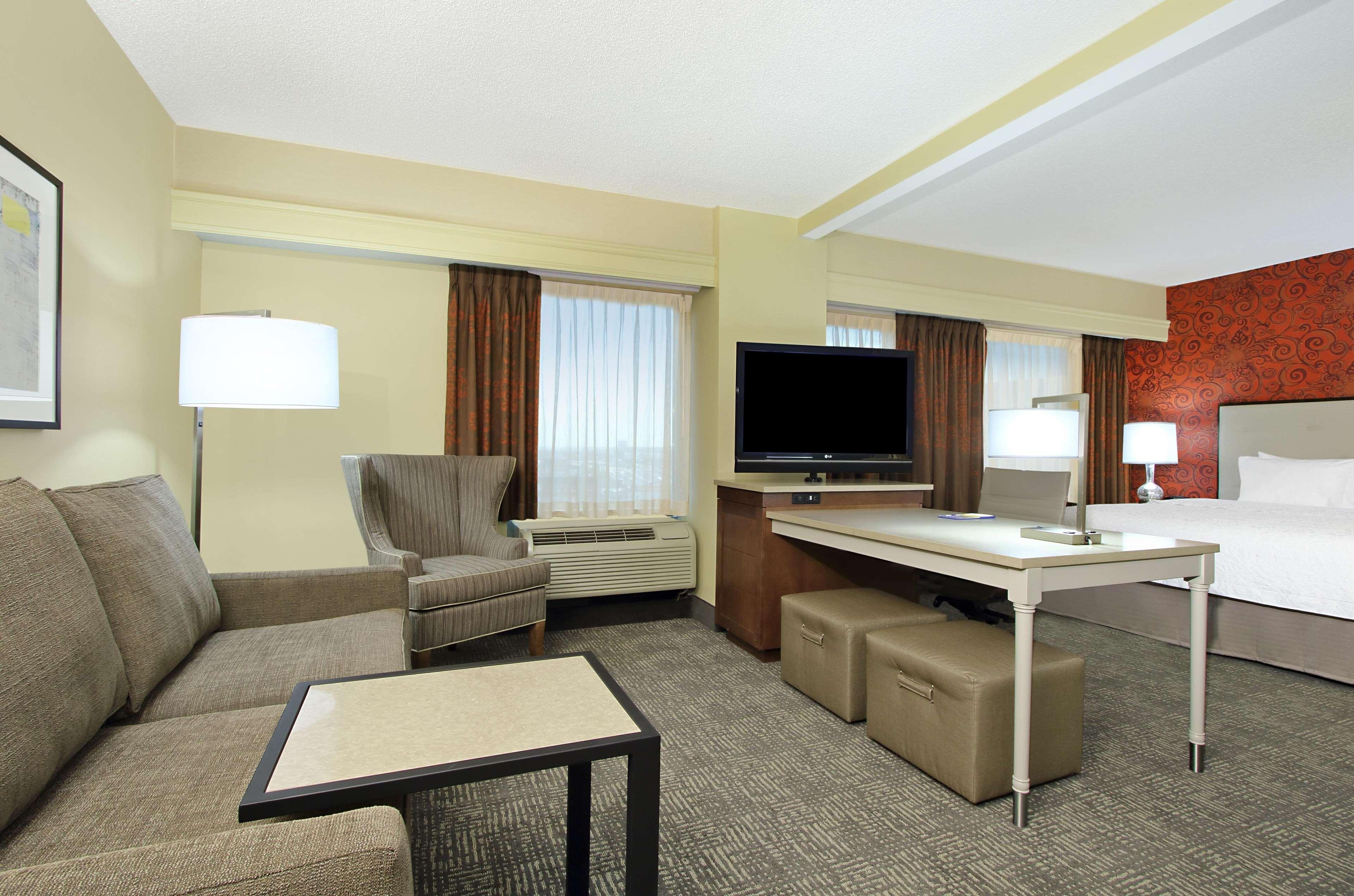 Hampton Inn & Suites Columbus-Downtown, Ohio Exteriör bild