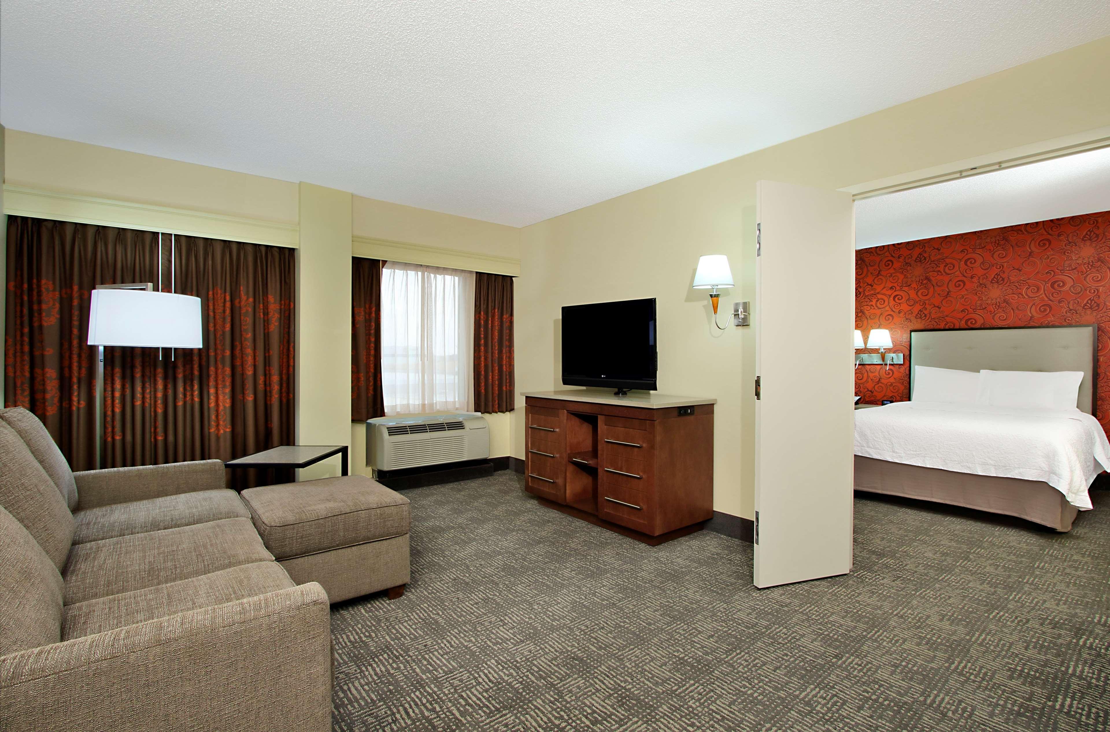 Hampton Inn & Suites Columbus-Downtown, Ohio Exteriör bild