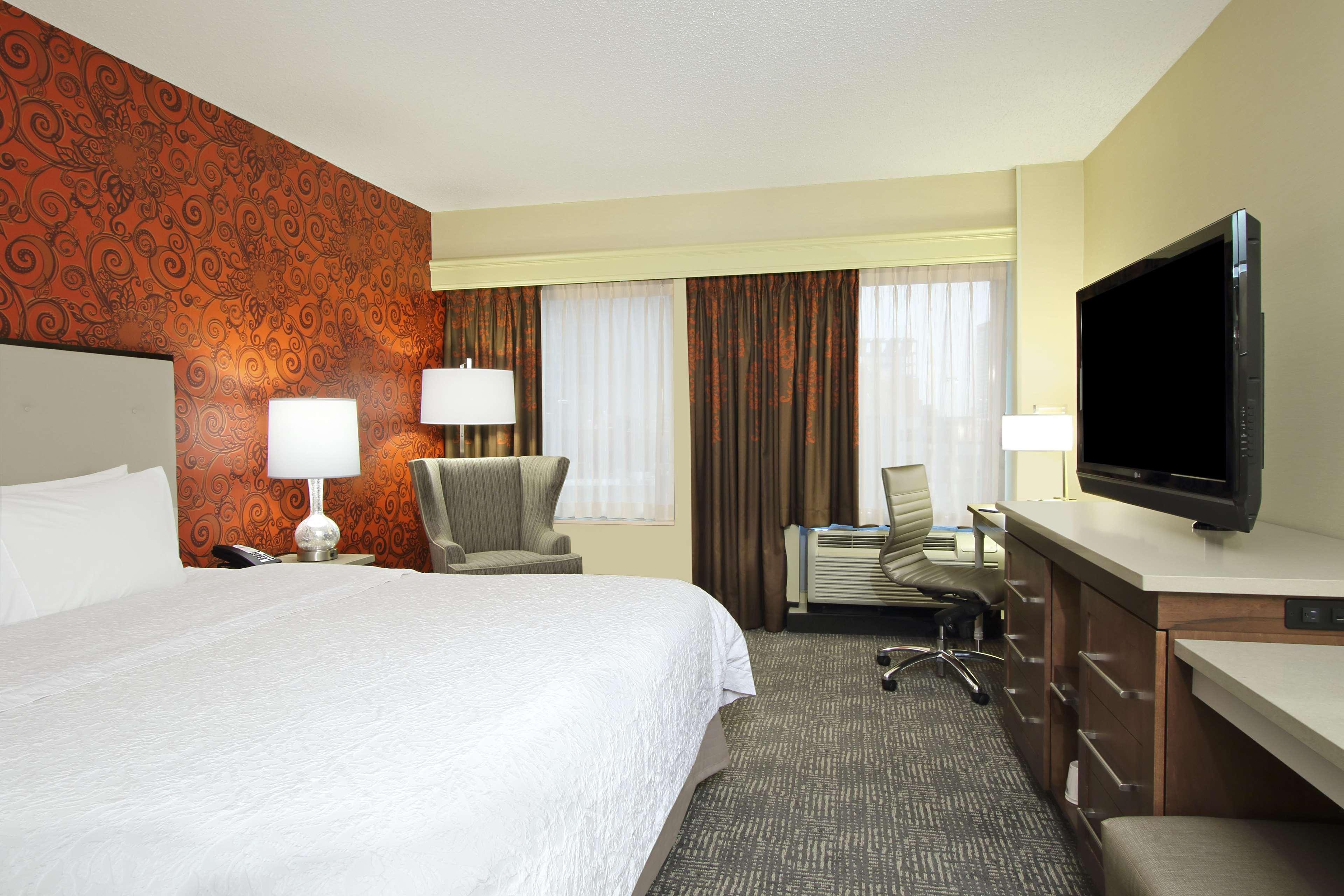 Hampton Inn & Suites Columbus-Downtown, Ohio Exteriör bild